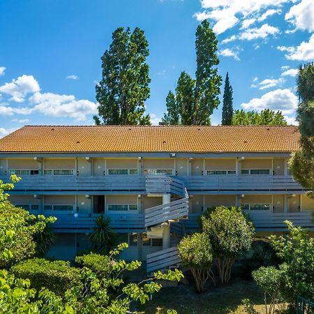 Noemys Arles Hotel Bagian luar foto