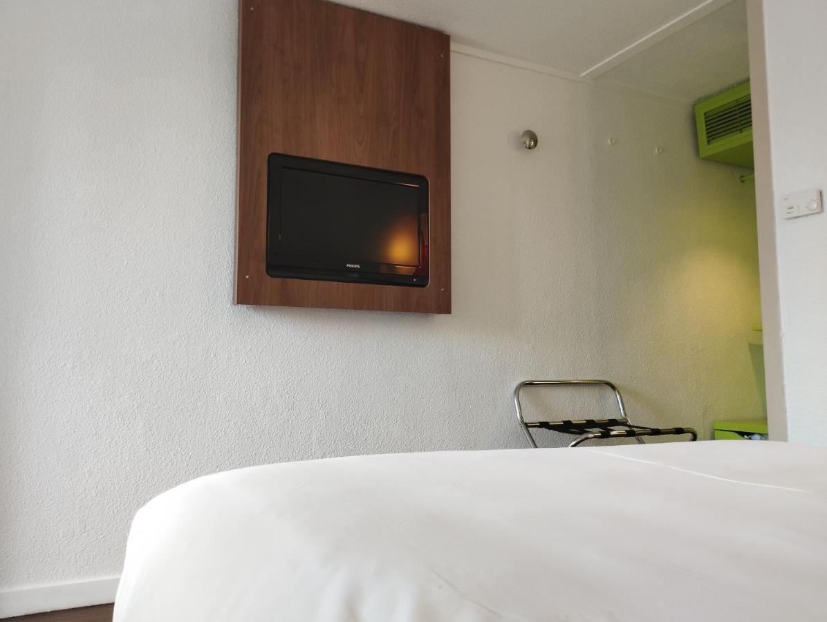 Noemys Arles Hotel Bagian luar foto