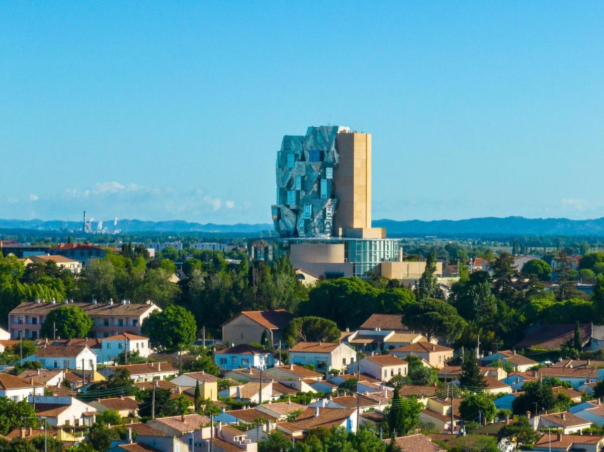 Noemys Arles Hotel Bagian luar foto