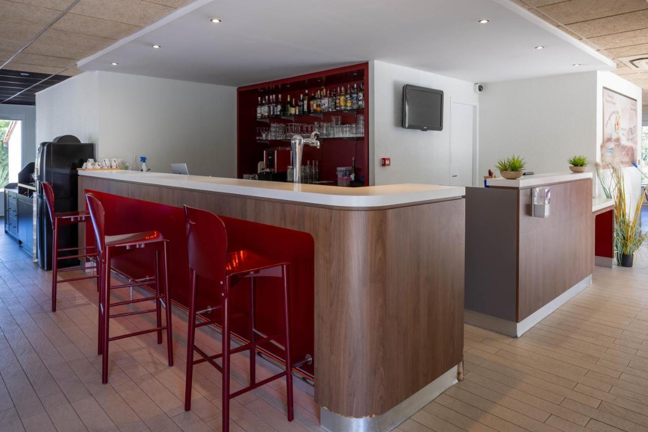 Noemys Arles Hotel Bagian luar foto