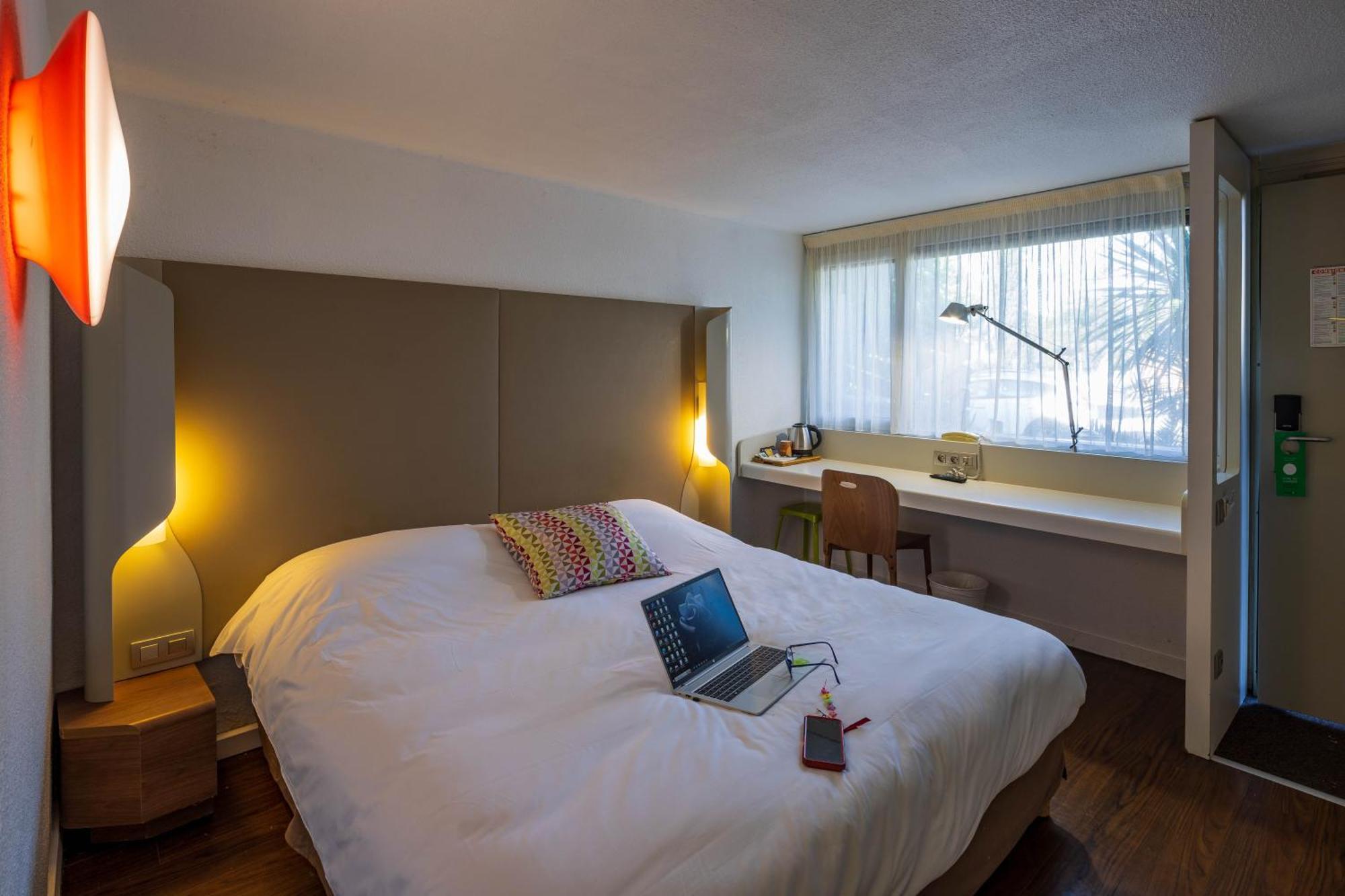 Noemys Arles Hotel Bagian luar foto