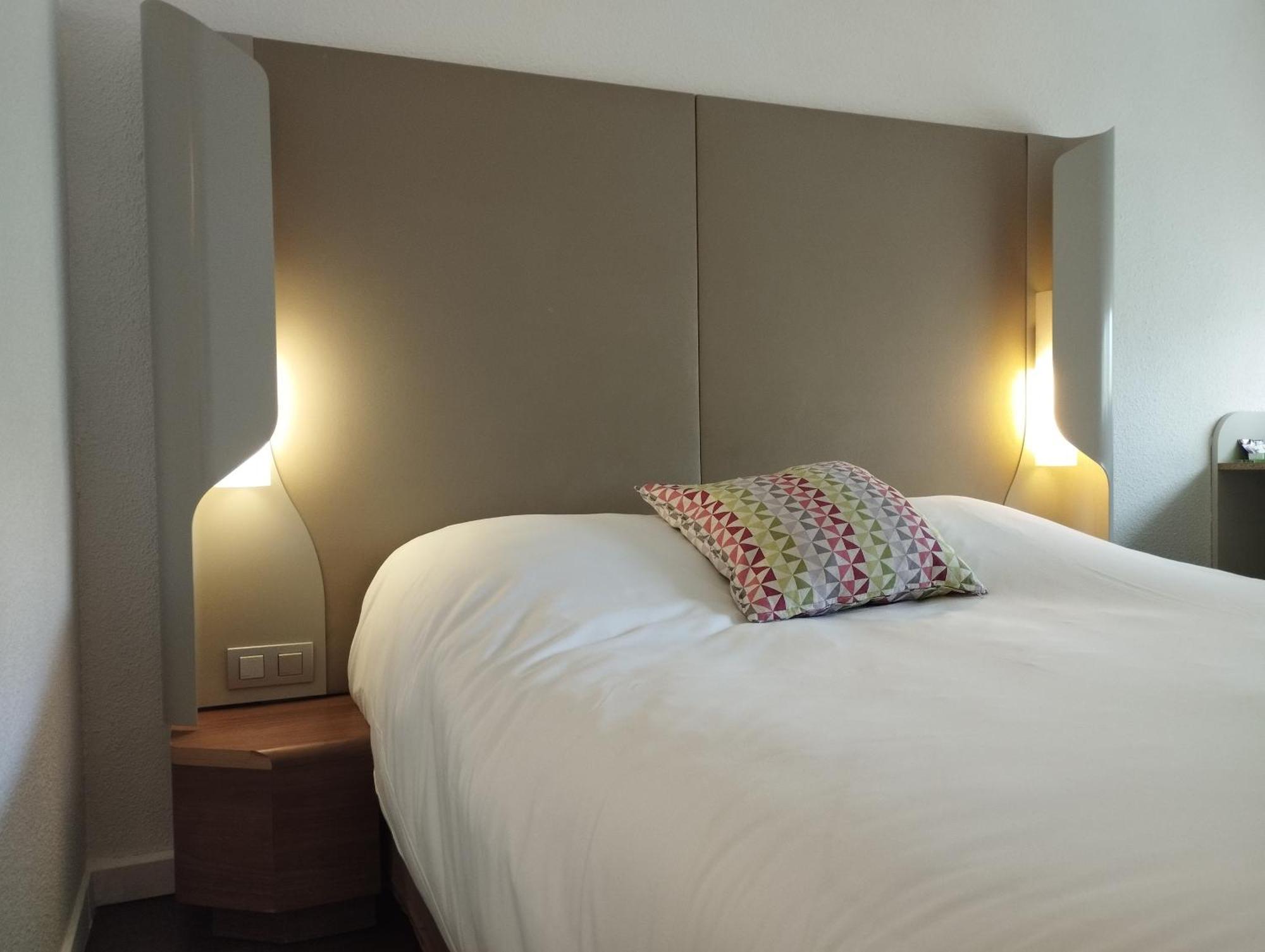 Noemys Arles Hotel Ruang foto