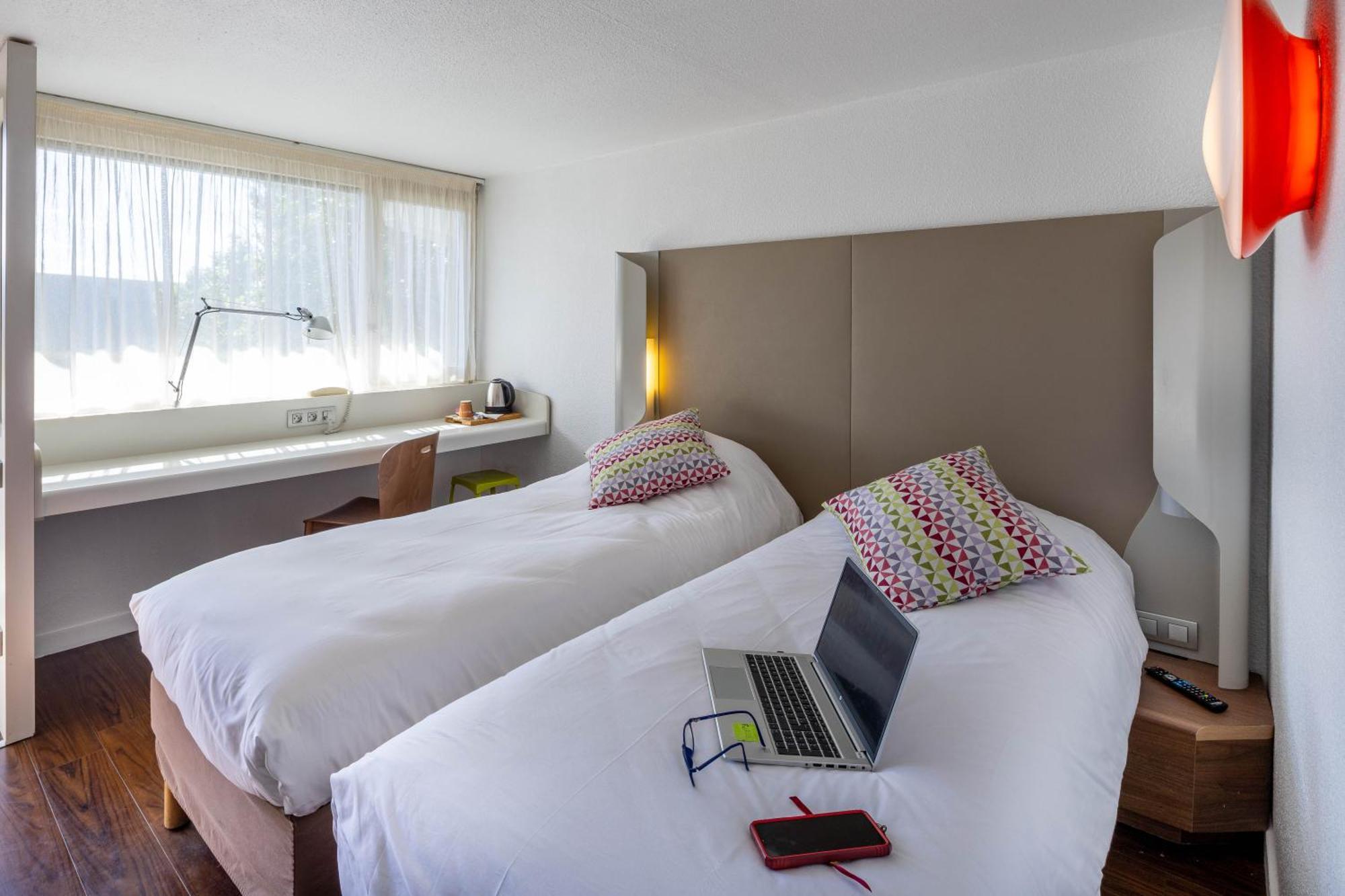Noemys Arles Hotel Bagian luar foto