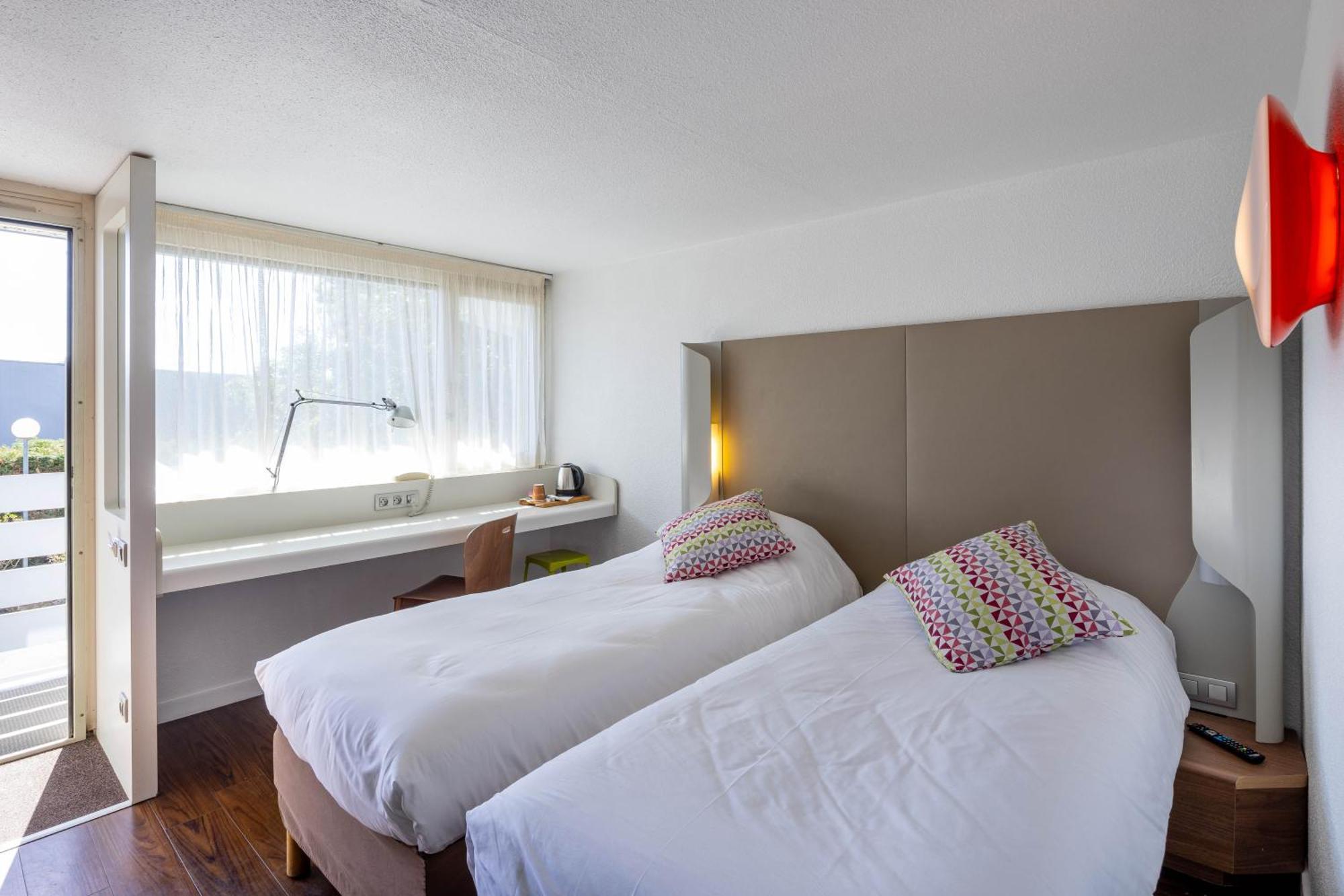 Noemys Arles Hotel Bagian luar foto